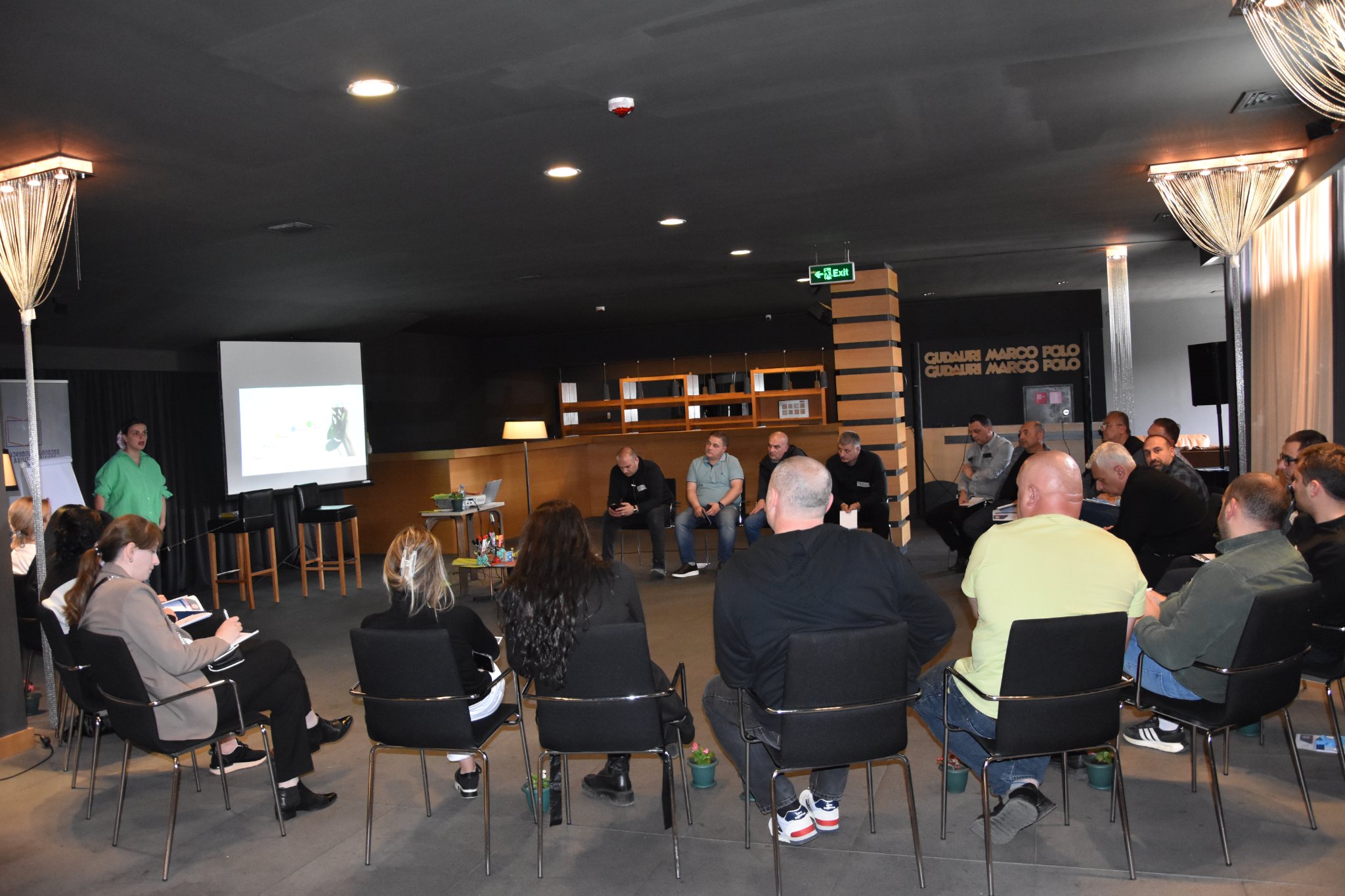 რუსთავის მერიის თანამშრომლებისთვის პიროვნული განვითარების ტრენინგი ჩატარდა